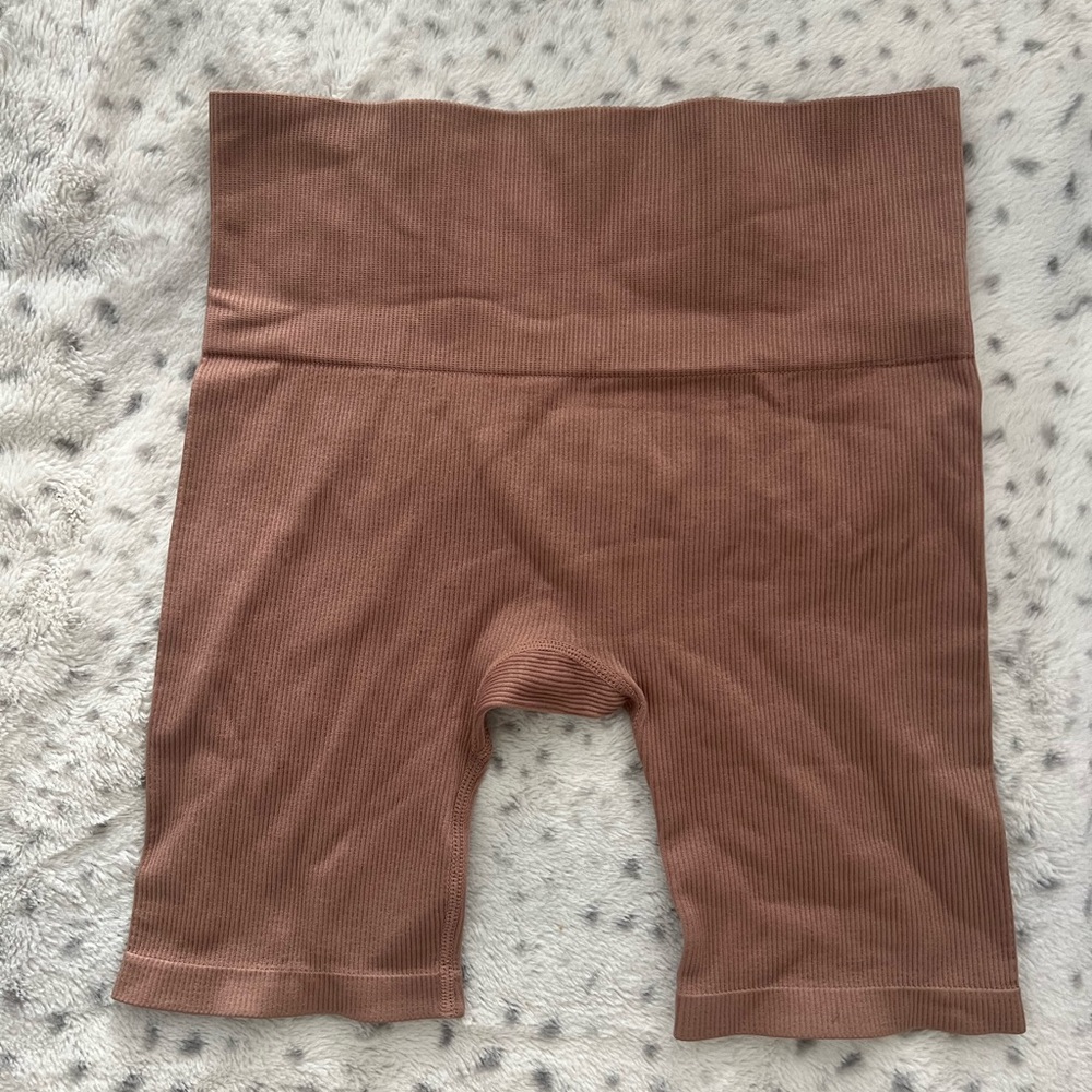 Wild Fable Ribbed Tan Fabric - Picture 4 of 4